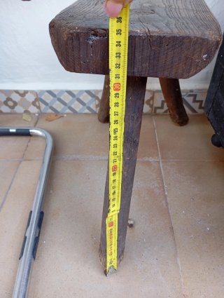 Conjunto de Taburete de Ordeño Antiguo