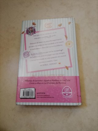 Libro de la diversión de martina influenser