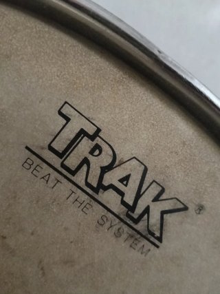 Caja de batería Trak