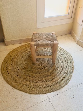 Banco y Alfombra de Mimbre