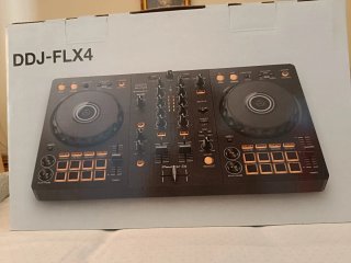 Controlador DJ Pioneer DDJ-FLX4