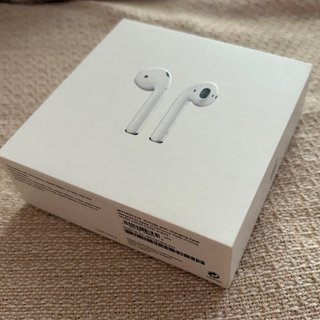 Airpods con estuche + funda gratis
