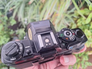 Minolta X-700 con objetivo