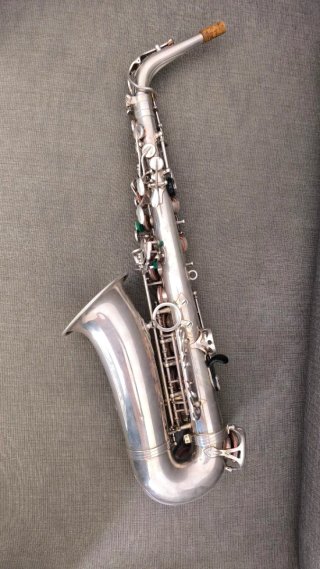 ALQUILER Saxofón Selmer Serie II
