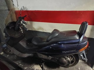 Suzuki 250 Maxi Scooter