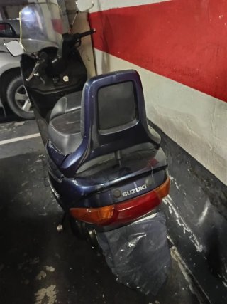 Suzuki 250 Maxi Scooter