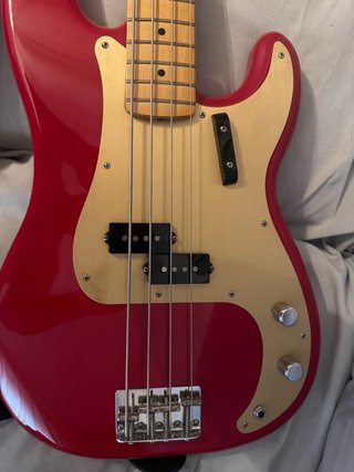 Bajo Fender Precision Vintera