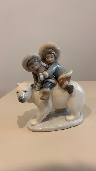 Figura Lladró Niños Oso Polar