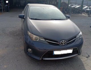 Cinturón seguridad tras der toyota auris 465130