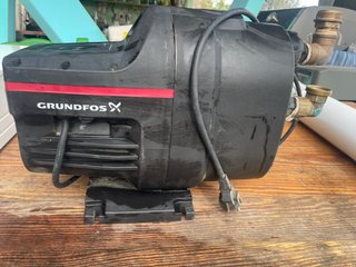 Bomba de Agua Grundfos Scala1 5-55