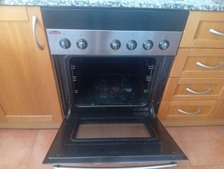 Horno y Vitrocerámica con Campana