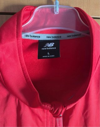 Chaqueta New Balance Roja Talla L