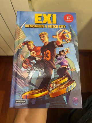 Libro Youtuber EXI: “Bienvenidos a glitch city”