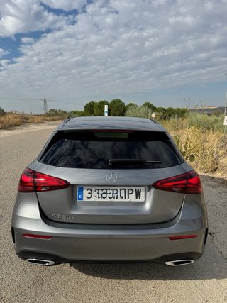 Mercedes-Benz A250e EQ TECH AMG Line