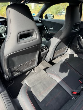Mercedes-Benz A250e EQ TECH AMG Line