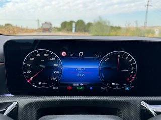 Mercedes-Benz A250e EQ TECH AMG Line