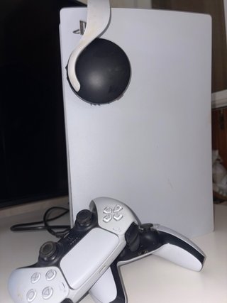 PlayStation 5 + 2 mandos + cascos + juegos