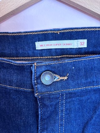Levi's Tiro Alto Talla 32 (EU 42)