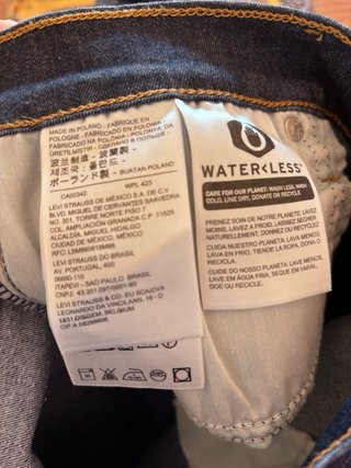 Levi's Tiro Alto Talla 32 (EU 42)