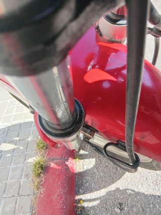 Honda CBF 250 Roja