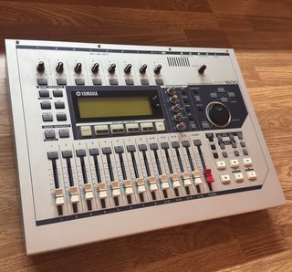 Yamaha AW1600 Digital Multitrack Recorder