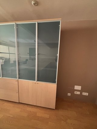 Mobiliario de oficina completo