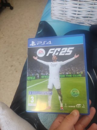 FC 25 PS4 (PlayStation 4) - Casi Nuevo