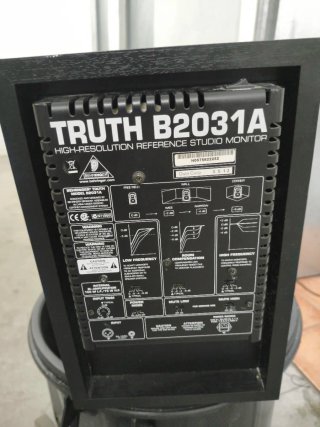 Monitores Estudio Behringer TRUTH B2031A.LEER BIEN