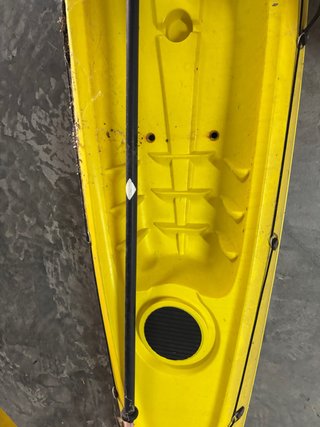 Kayak BIC Sport con pala, asiento y ruedas