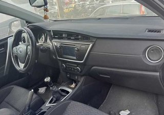 Cinturón seguridad delantero toyota auris 465128