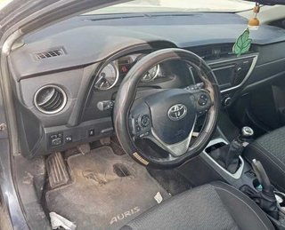 Cinturón seguridad delantero toyota auris 465128