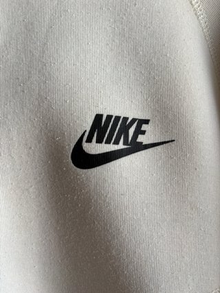 Sudadera Nike Tech Fleece Blanco/Crema