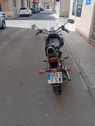 Moto Regal Raptor DD125E-5 Cruiser Negra