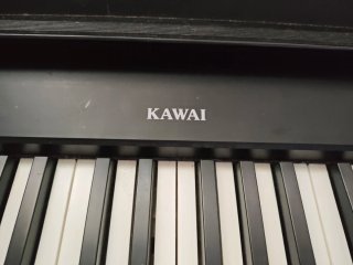Piano Kawai ES110