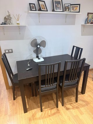 Comedor mesa y 4 sillas
