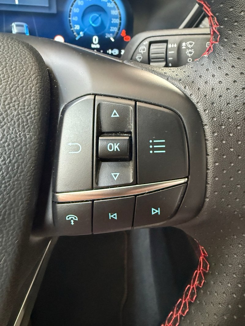 Ford Kuga 2025, foto 16