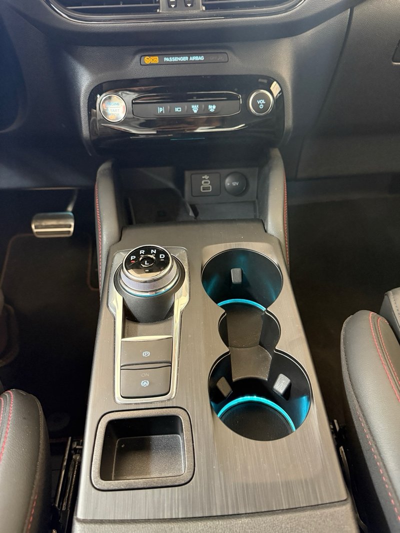 Ford Kuga 2025, foto 10