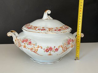 🇫🇷 Sopera Porcelana Motivos Florales