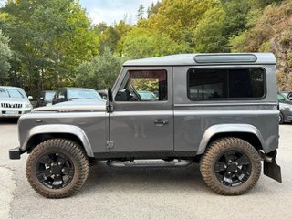LAND-ROVER Defender 90 SW S