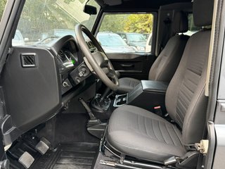 LAND-ROVER Defender 90 SW S