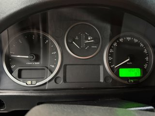 LAND-ROVER Defender 90 SW S