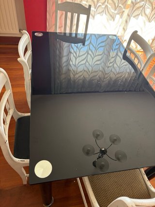 Mesa de Comedor con 4 Sillas