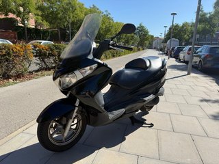 Suzuki Burgman 125 Negra