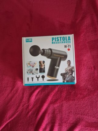 Pistola de masajes con 4 cabezas+caja+ cargador