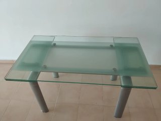 Mesa cristal extensible + 4 sillas