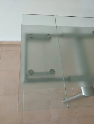 Mesa cristal extensible + 4 sillas
