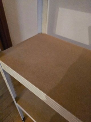 3 Estanterías Metálicas Blancas de 4 Baldas cada.