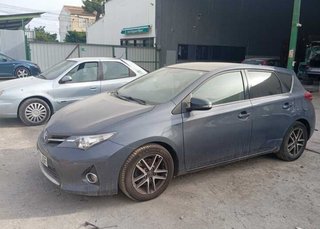 Cinturón seguridad delantero toyota auris 465127