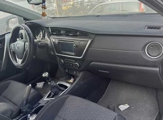 Cinturón seguridad delantero toyota auris 465127