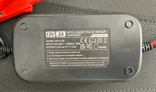 Cargador Batería Inteligente 12V 2A